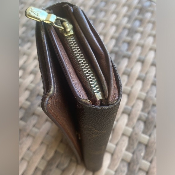 Louis Vuitton Monogram Tresor Vintage Wallet - Picture 14 of 16